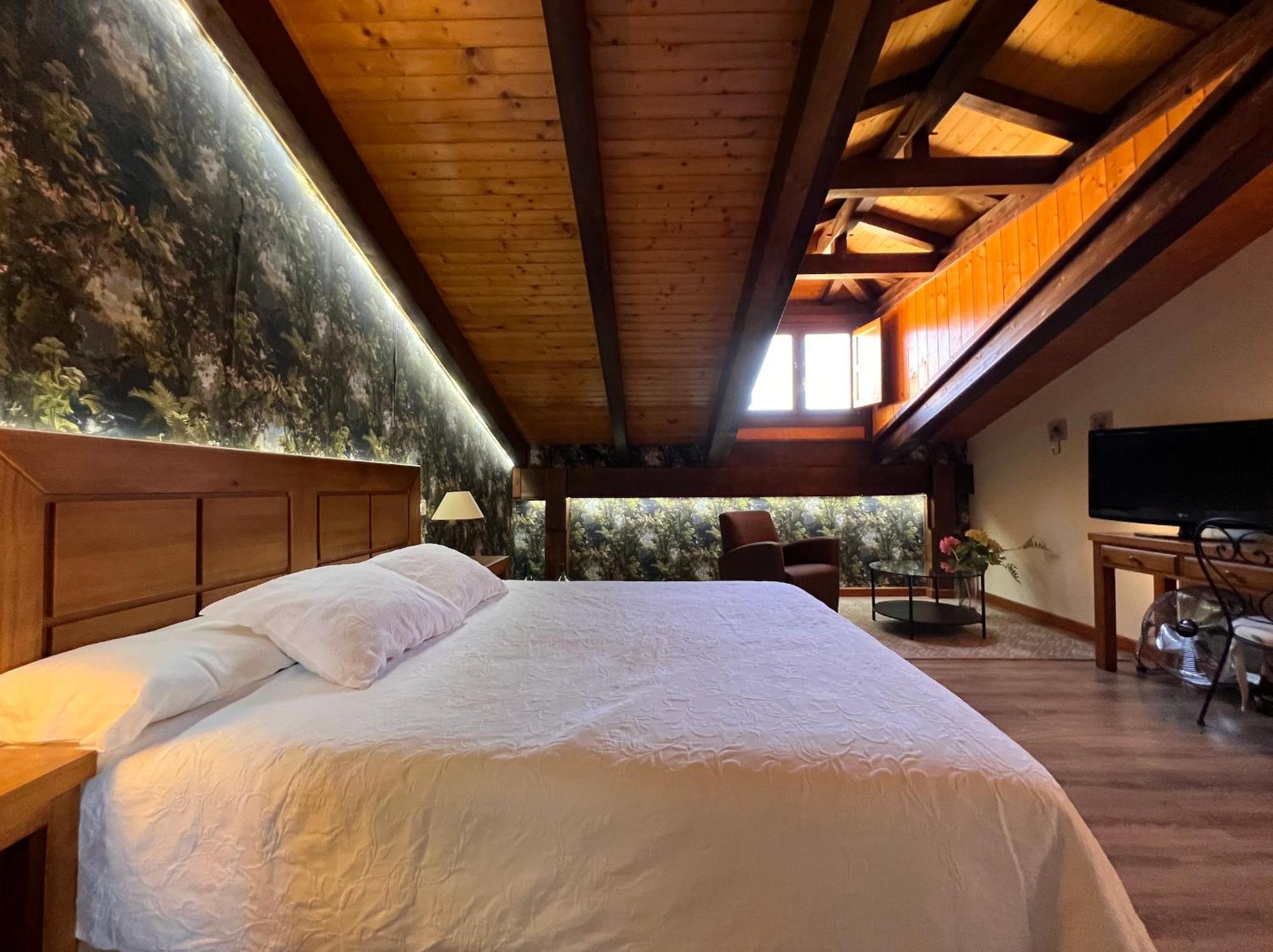 Hotel Rural Restaurante Las Baronas Santa Cruz de la Salceda Εξωτερικό φωτογραφία
