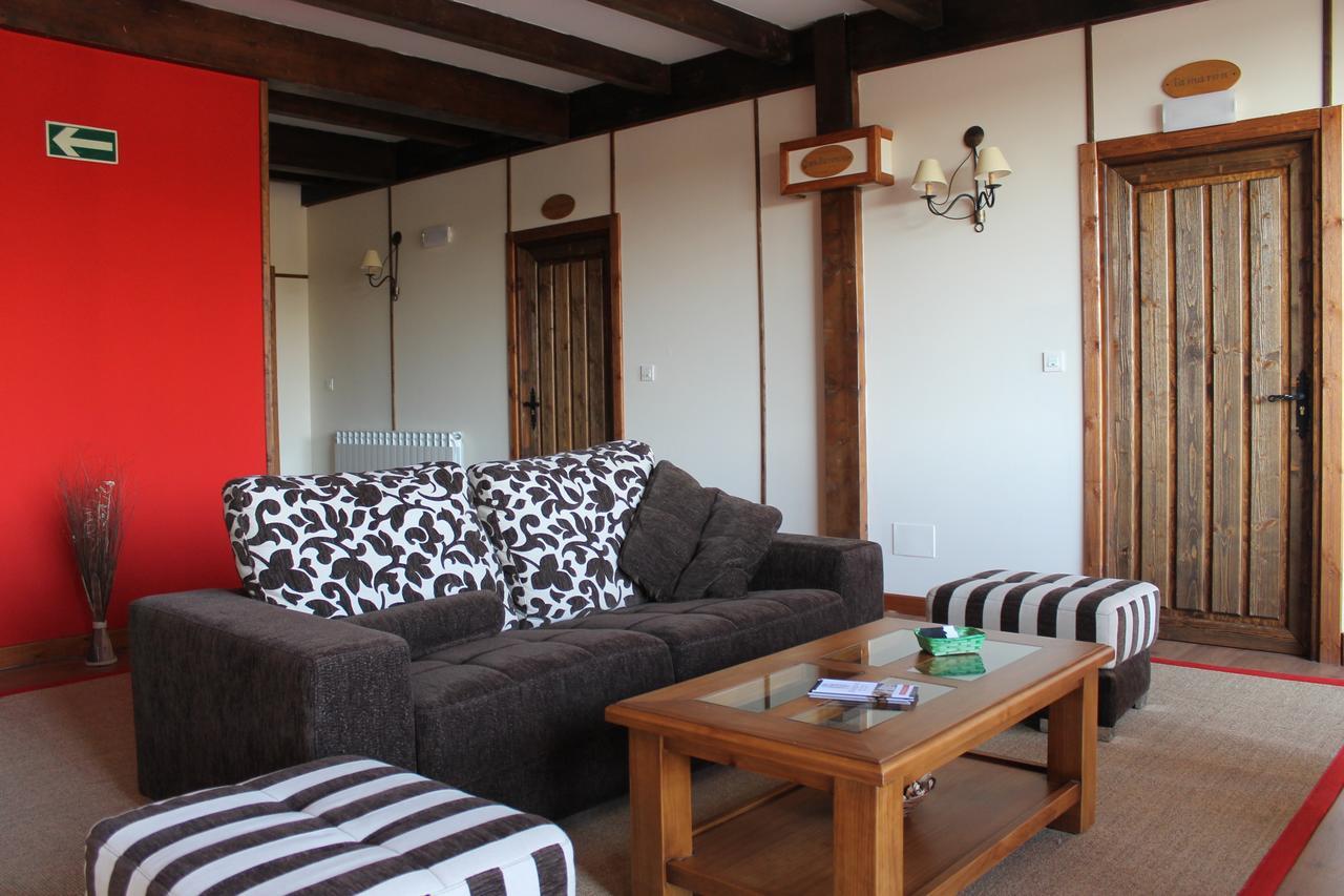 Hotel Rural Restaurante Las Baronas Santa Cruz de la Salceda Εξωτερικό φωτογραφία